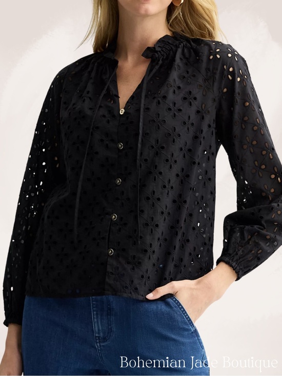 Nine West Tops - Nine West Ruffle Collar Eyelet Blouse Women’s XS Black Long Sleeve Button Front